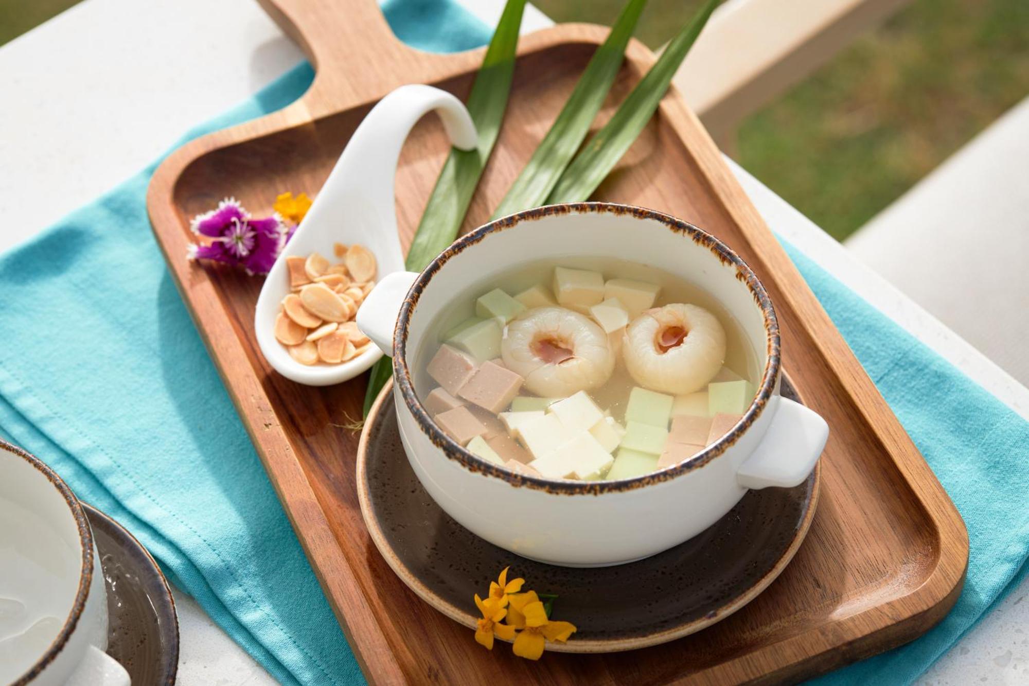 Centara Mirage Resort Mui Ne Exterior photo A bowl of herbal soup