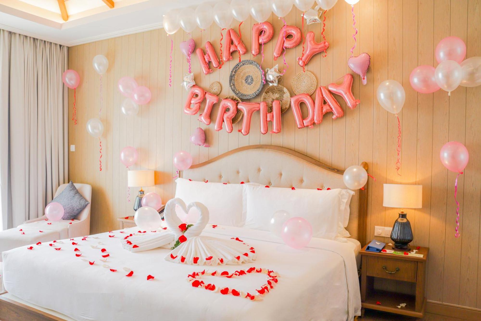 Centara Mirage Resort Mui Ne Exterior photo A bedroom decorated for a birthday party