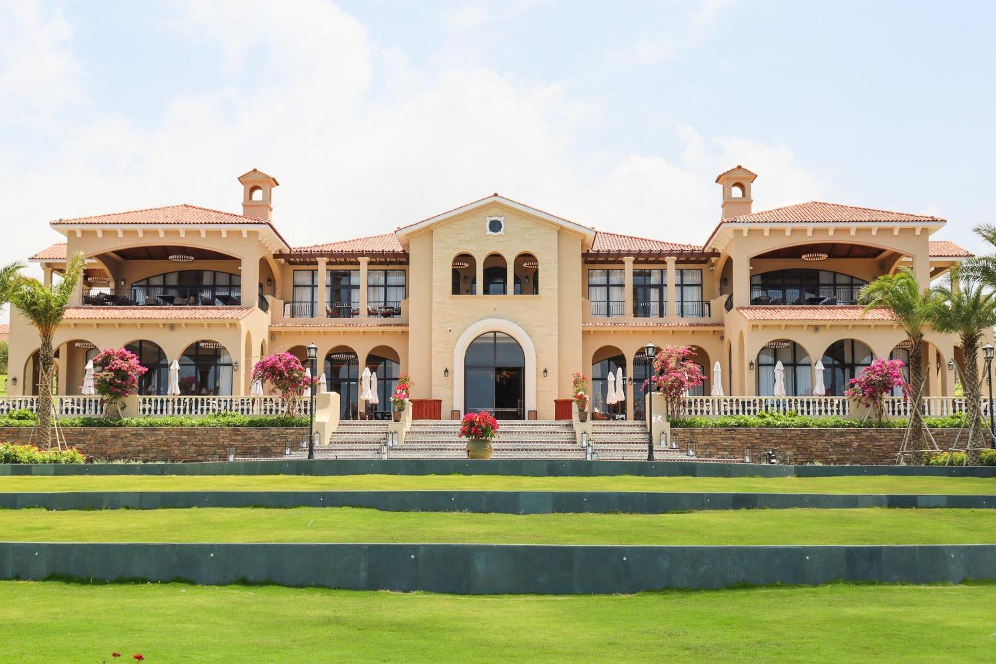 Centara Mirage Resort Mui Ne Exterior photo